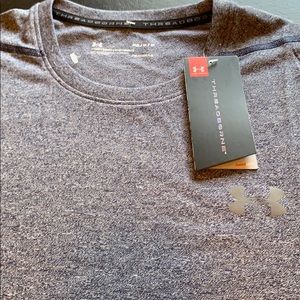 Under Armour Tee shirt size medium grey NWT